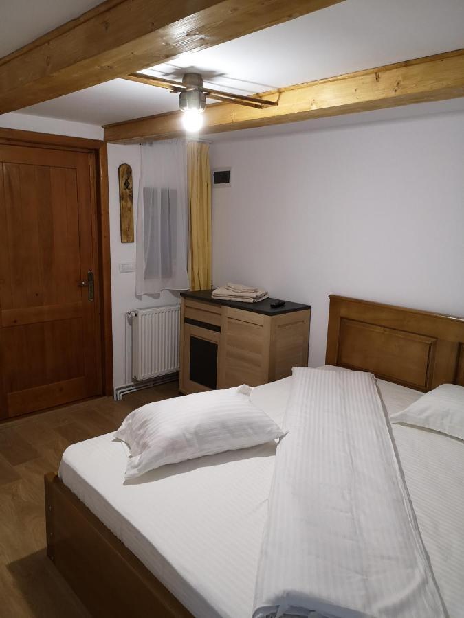 Villa Casa Livada Bunicii à Tîrgu Ocna Extérieur photo